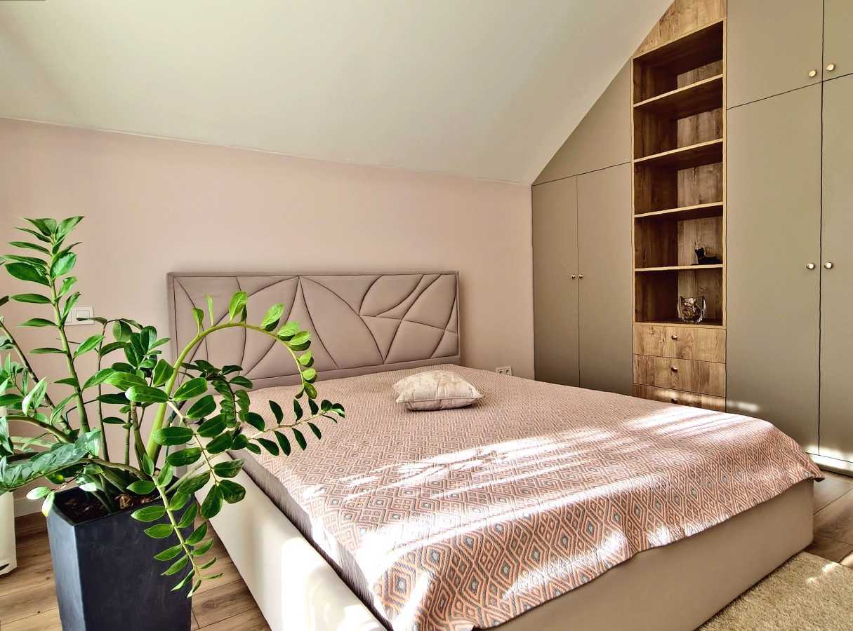 Продажа дома 159 м², урядова, 24а