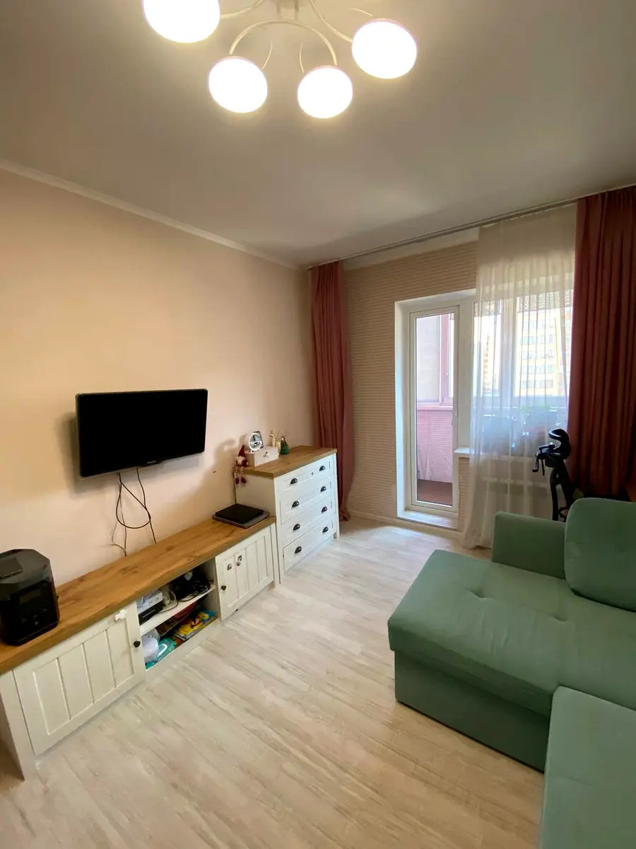 Продажа 1-комнатной квартиры 40 м², Академика Сахарова ул., 44