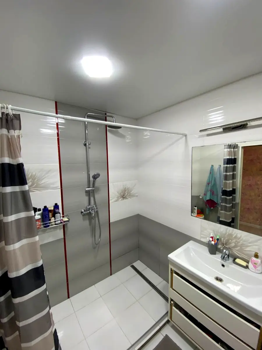 Продажа 1-комнатной квартиры 40 м², Академика Сахарова ул., 44