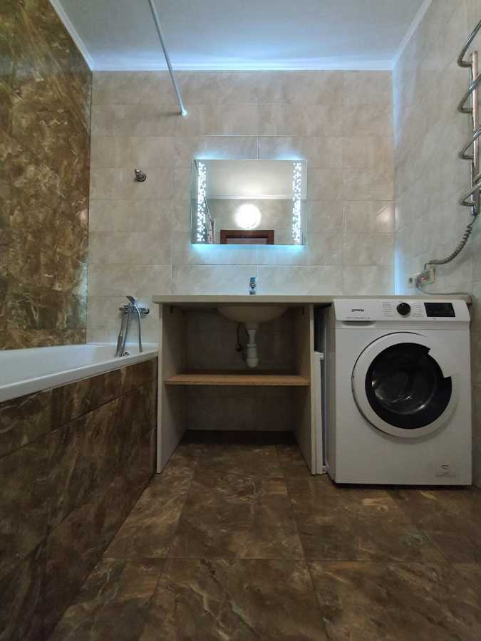 Продажа 2-комнатной квартиры 78 м², Сергея Данченко ул., 3