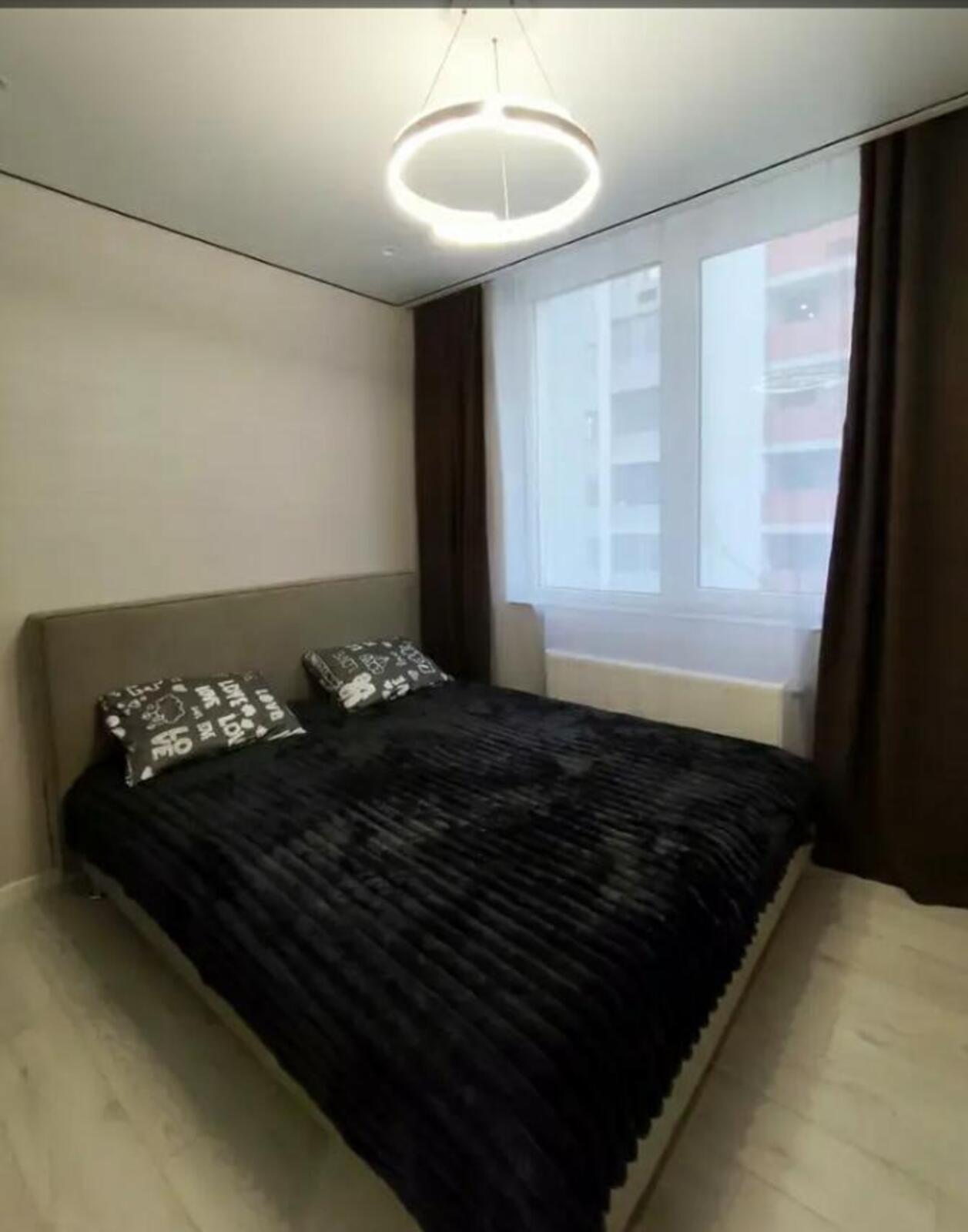 Продажа 1-комнатной квартиры 40 м², Южная ул.