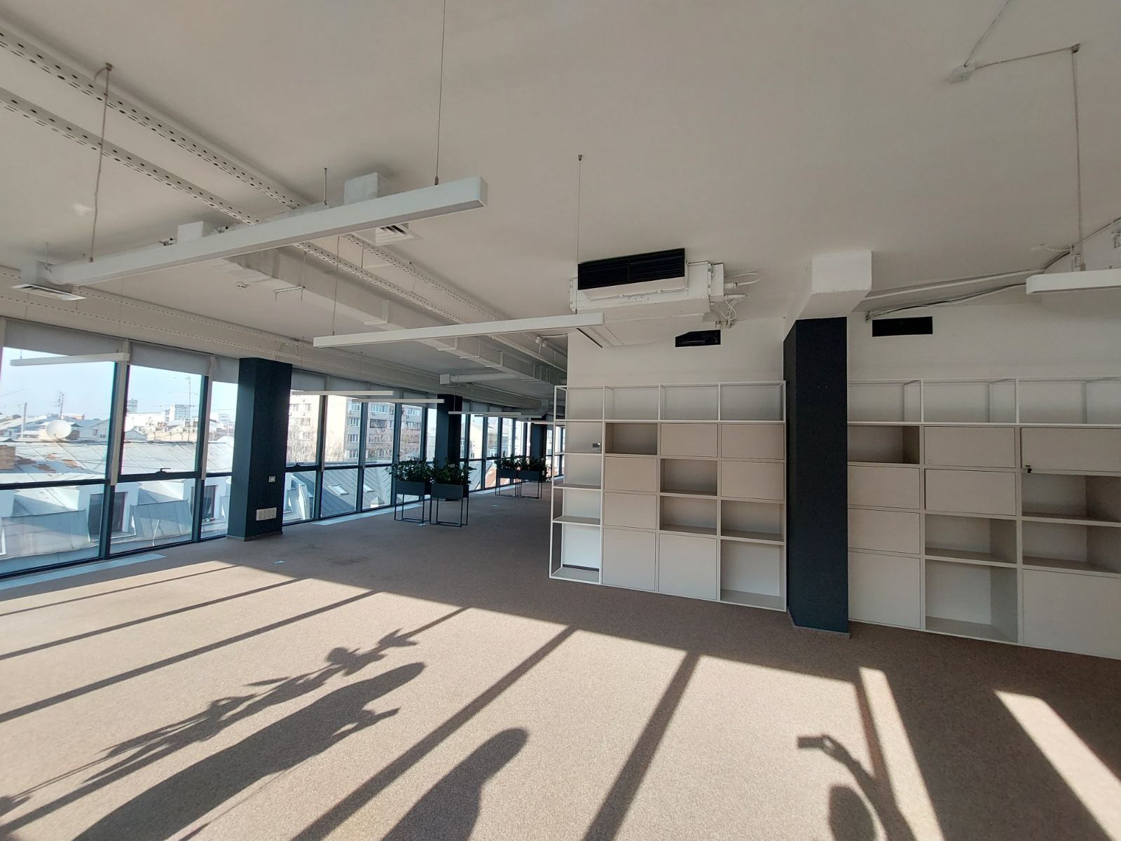 Аренда офиса 700 м², Кирилловская ул.