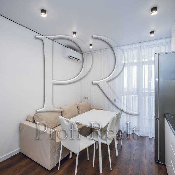 Продаж 1-кімнатної квартири 43 м², Яна Райніса вул., Підмогильного вулиця, 5