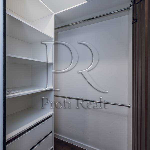 Продаж 1-кімнатної квартири 43 м², Яна Райніса вул., Підмогильного вулиця, 5