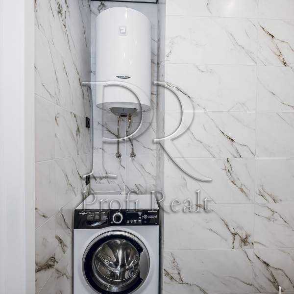 Продаж 1-кімнатної квартири 43 м², Яна Райніса вул., Підмогильного вулиця, 5