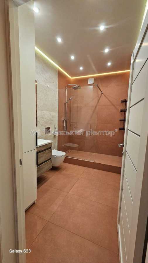 Продаж 2-кімнатної квартири 64.3 м², Велика Васильківська вул., 67/7