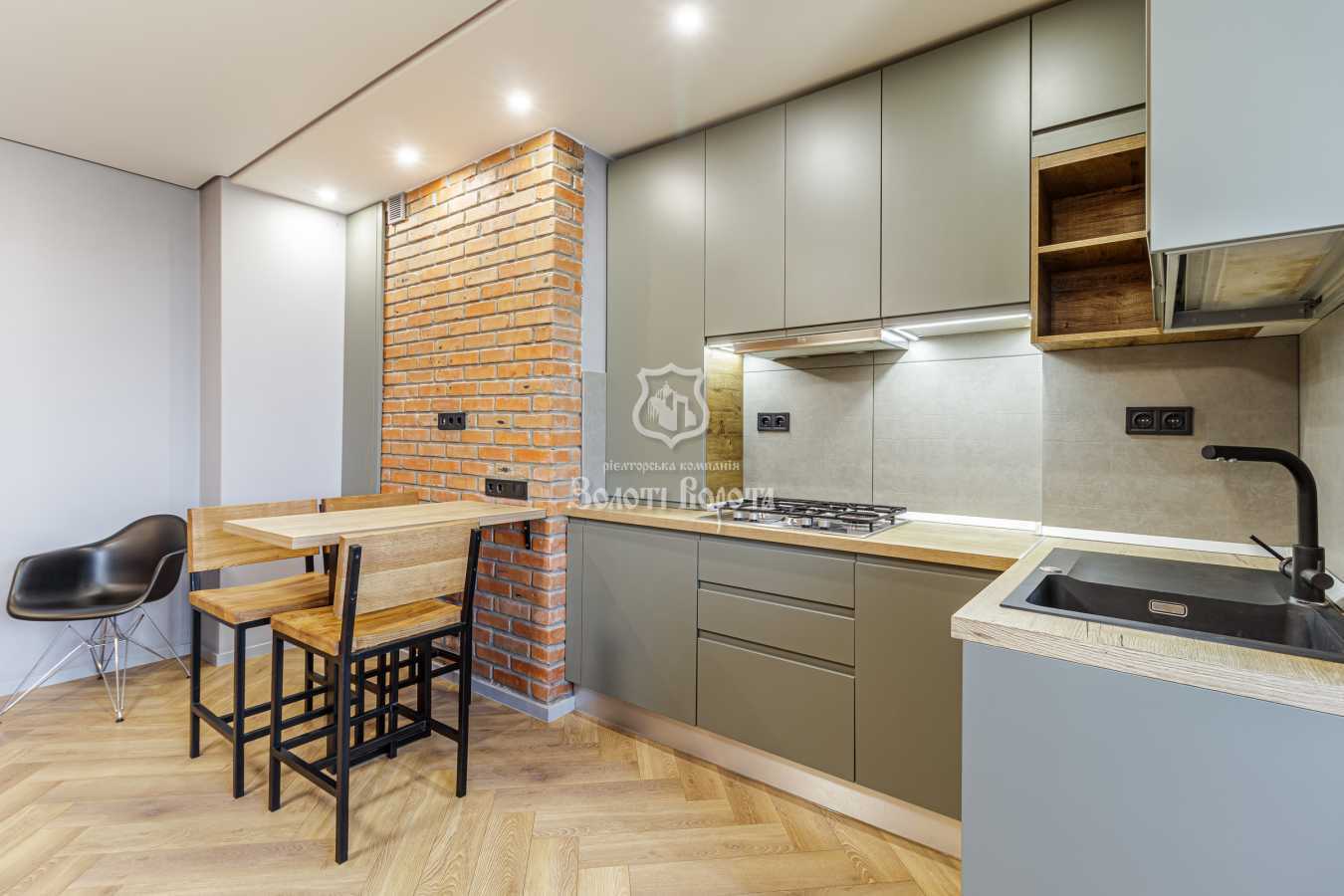 Продажа 2-комнатной квартиры 74.2 м², Академика Киприанова ул., Лебедєва, 1