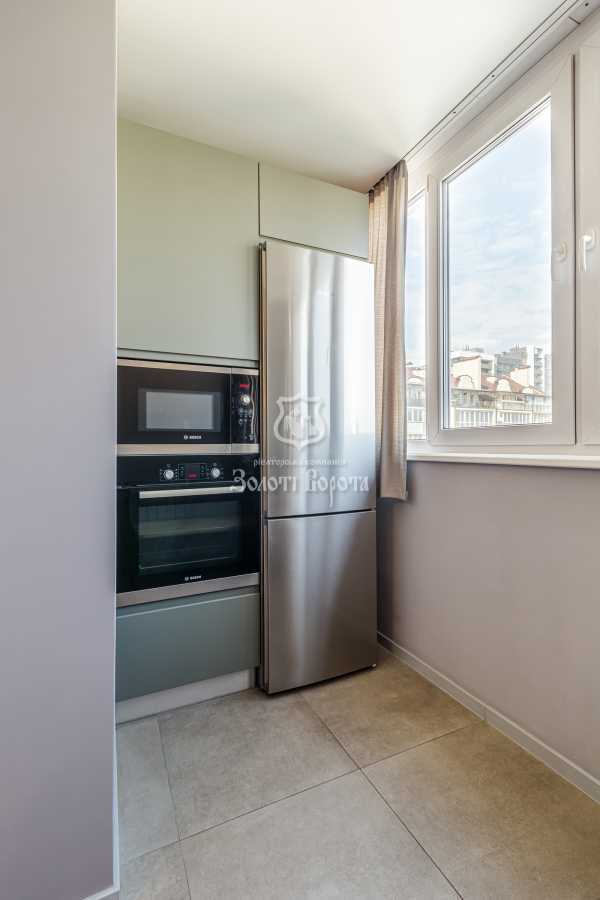 Продажа 2-комнатной квартиры 74.2 м², Академика Киприанова ул., Лебедєва, 1