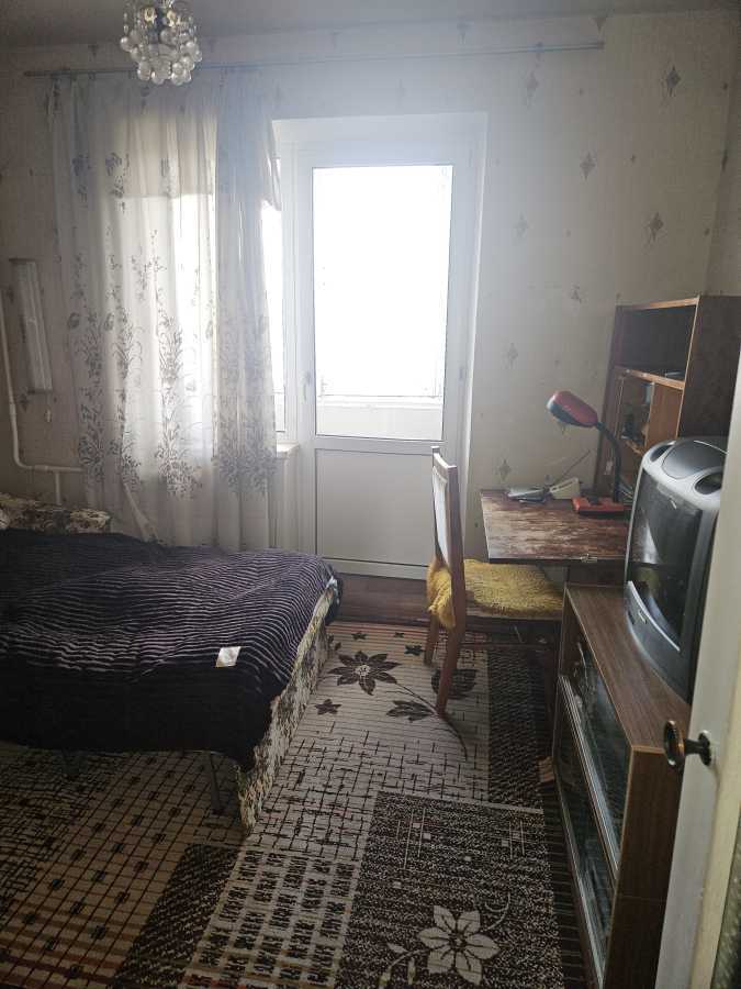 Продажа 3-комнатной квартиры 69.3 м², Героев Сталинграда просп., 48