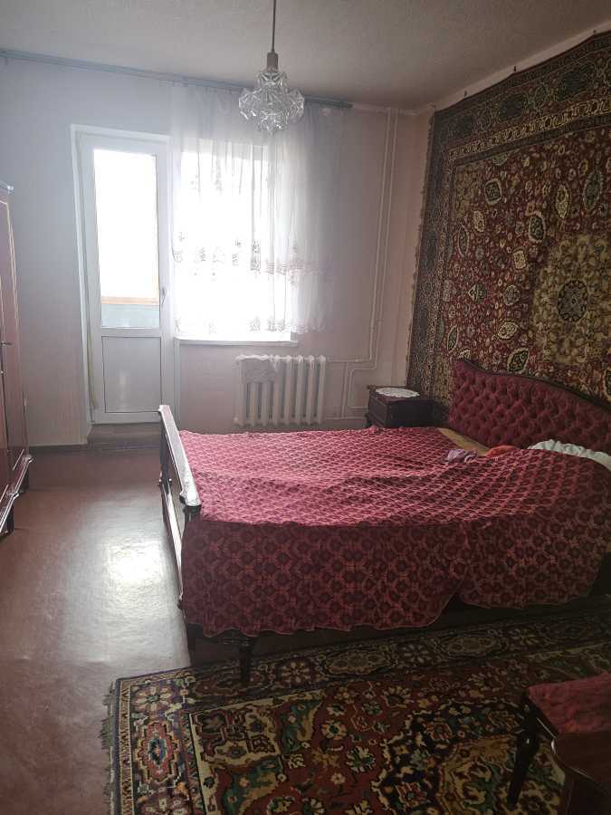 Продажа 3-комнатной квартиры 69.3 м², Героев Сталинграда просп., 48