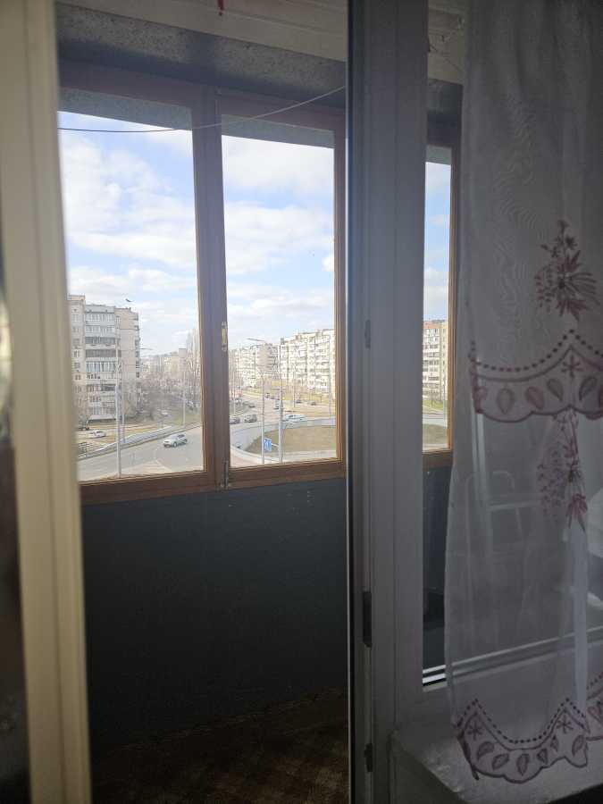 Продажа 3-комнатной квартиры 69.3 м², Героев Сталинграда просп., 48