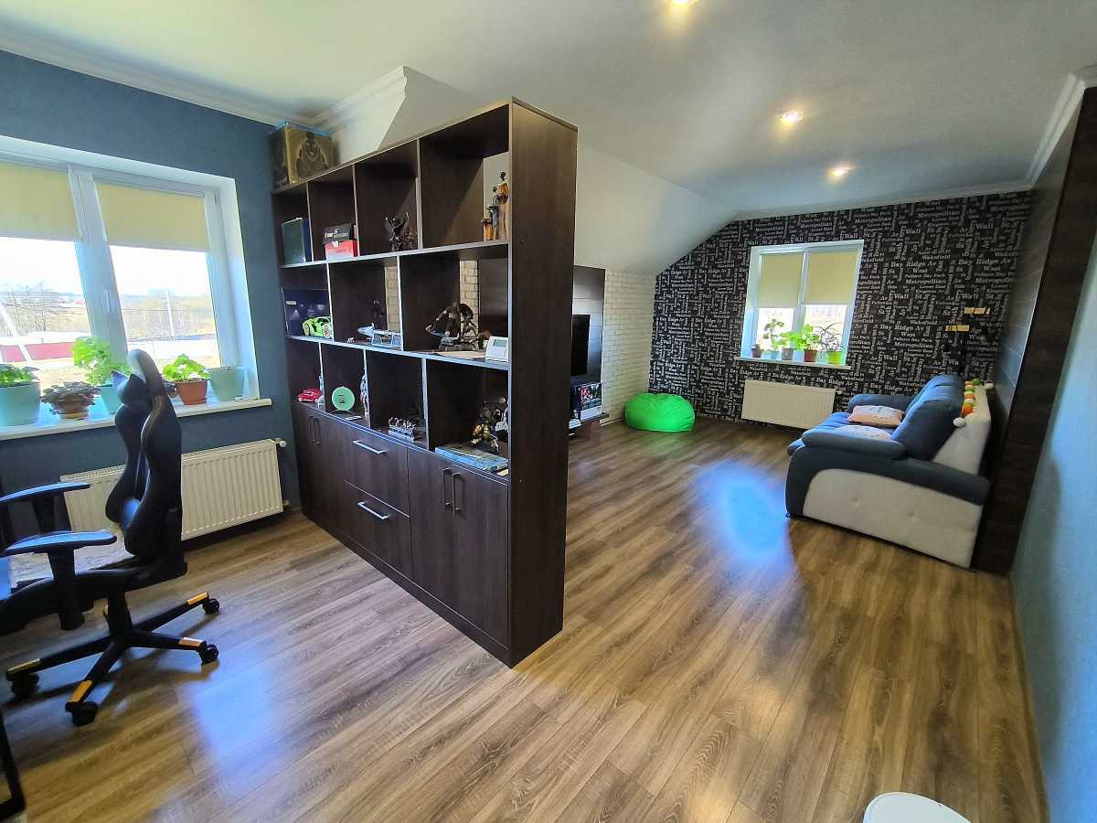 Продажа дома 221 м², квіткова