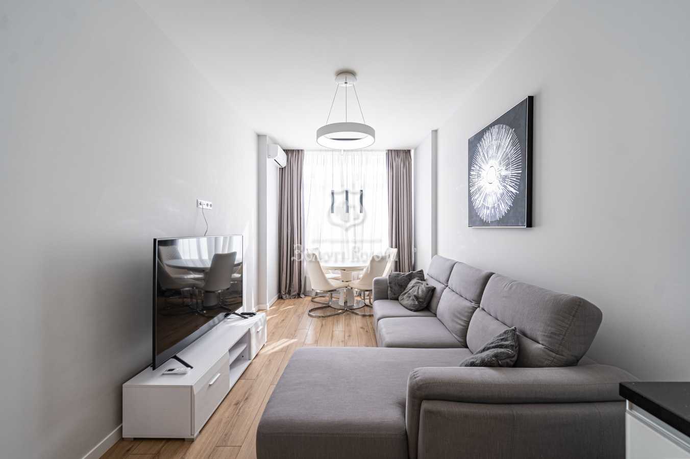 Продажа 2-комнатной квартиры 70.2 м², Евгения Коновальца ул., 44А