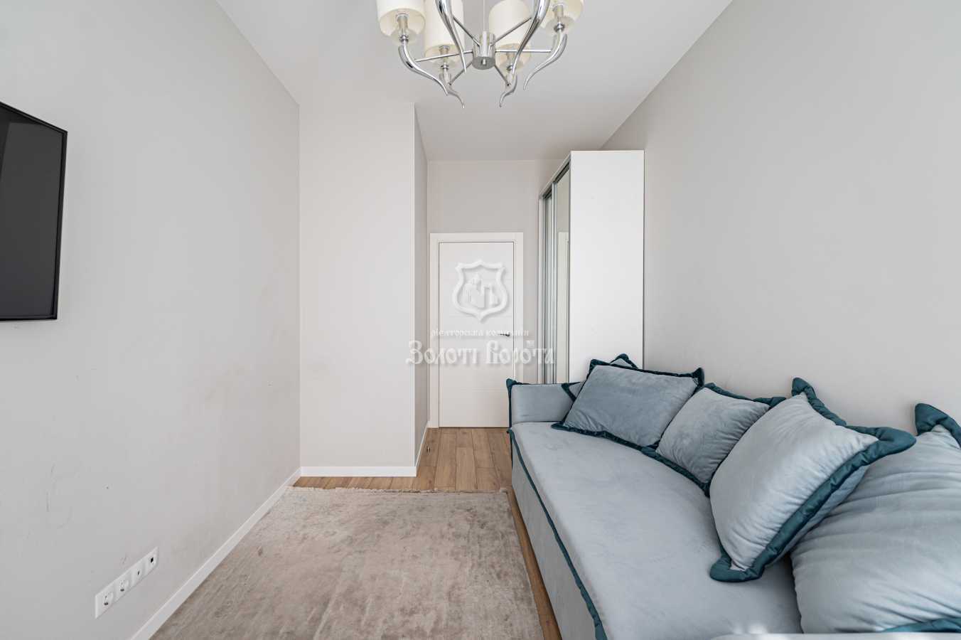 Продажа 2-комнатной квартиры 70.2 м², Евгения Коновальца ул., 44А