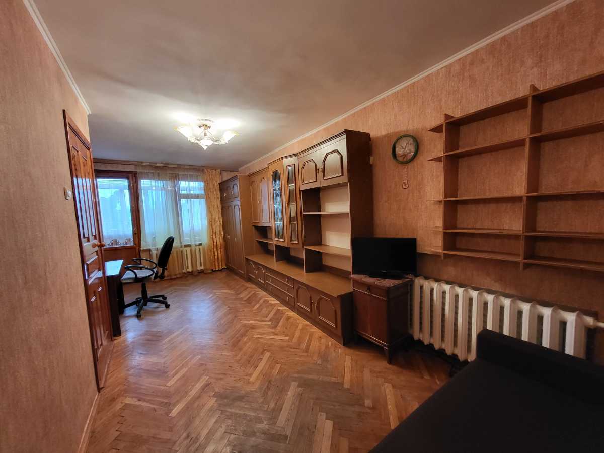 Оренда 1-кімнатної квартири 30 м², Каунаська вул., 10А