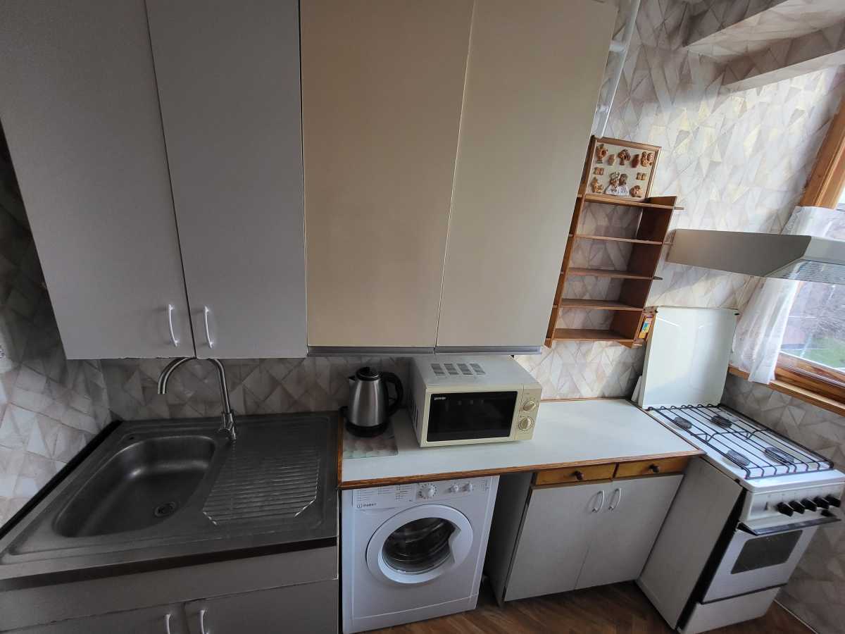 Оренда 1-кімнатної квартири 30 м², Каунаська вул., 10А