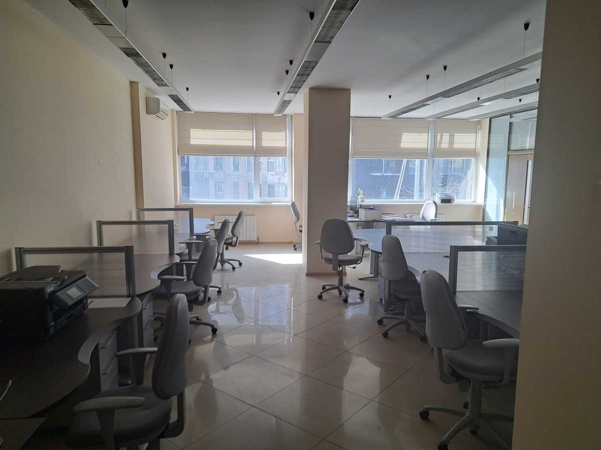 Оренда офісу 253 м², Іоанна Павла ІІ вул., 4/6