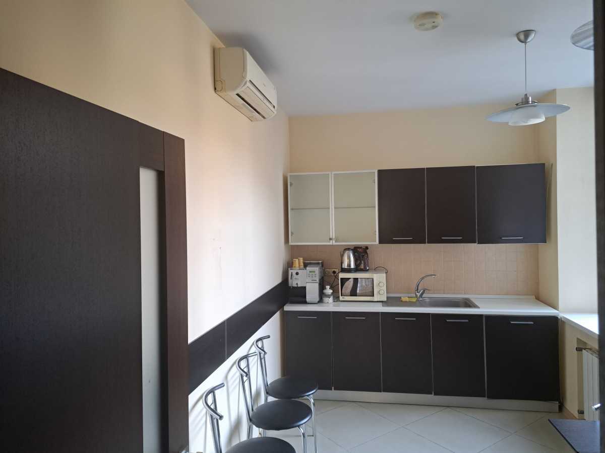 Оренда офісу 253 м², Іоанна Павла ІІ вул., 4/6