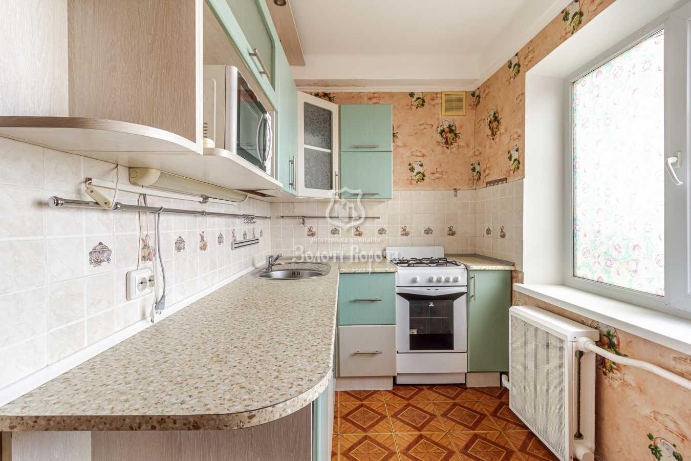 Продажа 2-комнатной квартиры 45.6 м², Кирилловская ул., 172