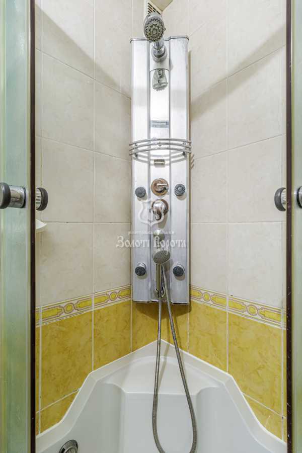 Продажа 2-комнатной квартиры 45.6 м², Кирилловская ул., 172