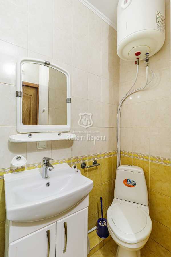 Продажа 2-комнатной квартиры 45.6 м², Кирилловская ул., 172