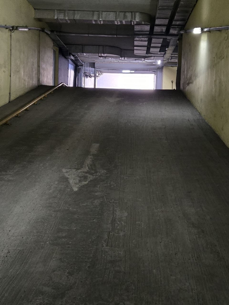 Продажа машиноместа 16 м², Героев Сталинграда просп., 2Д