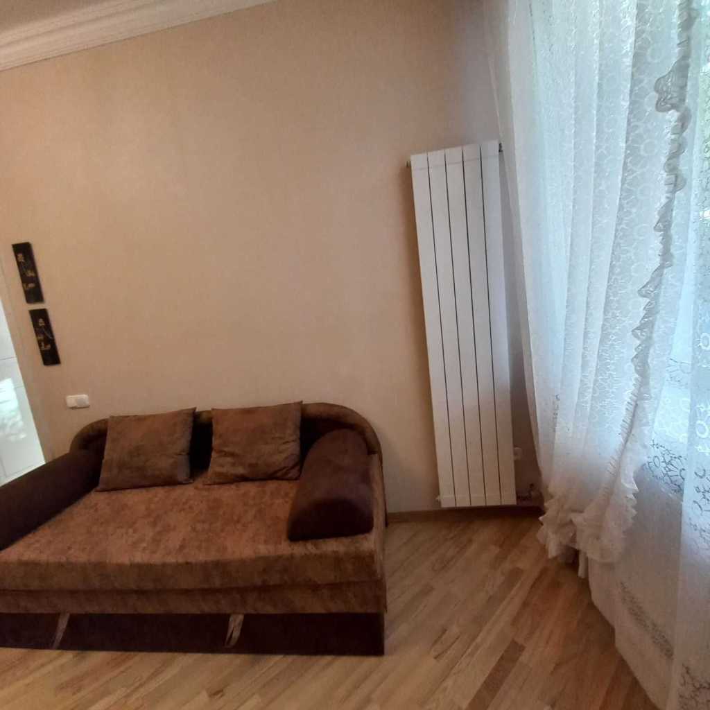 Оренда 1-кімнатної квартири 38 м², Бурмистенка вул., 9/10