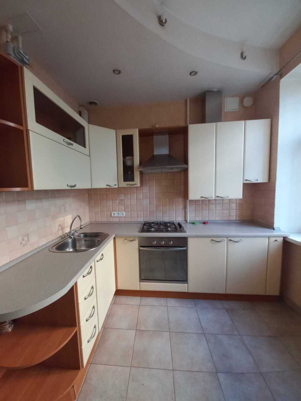 Оренда 1-кімнатної квартири 38 м², Бурмистенка вул., 9/10