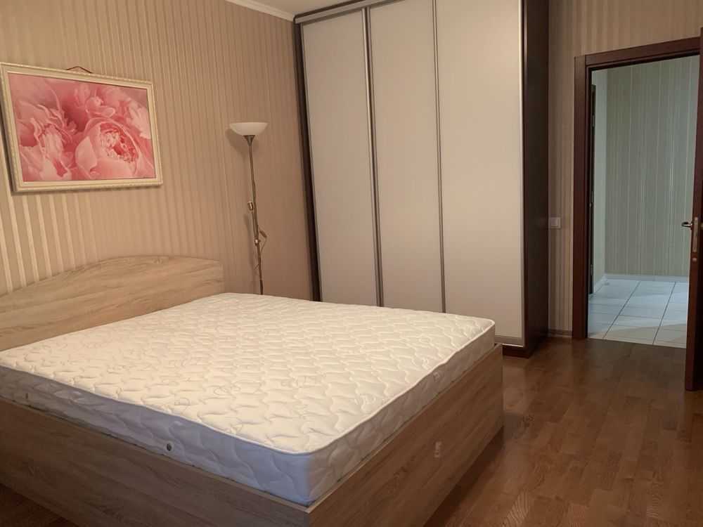 Оренда 2-кімнатної квартири 66 м², Михайла Донця вул., Ломоносова, 50/2