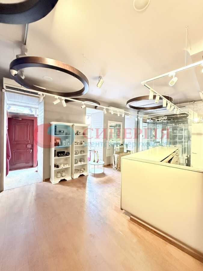 Аренда другого торгового помещения 86 м², Саксаганского ул., 13/42