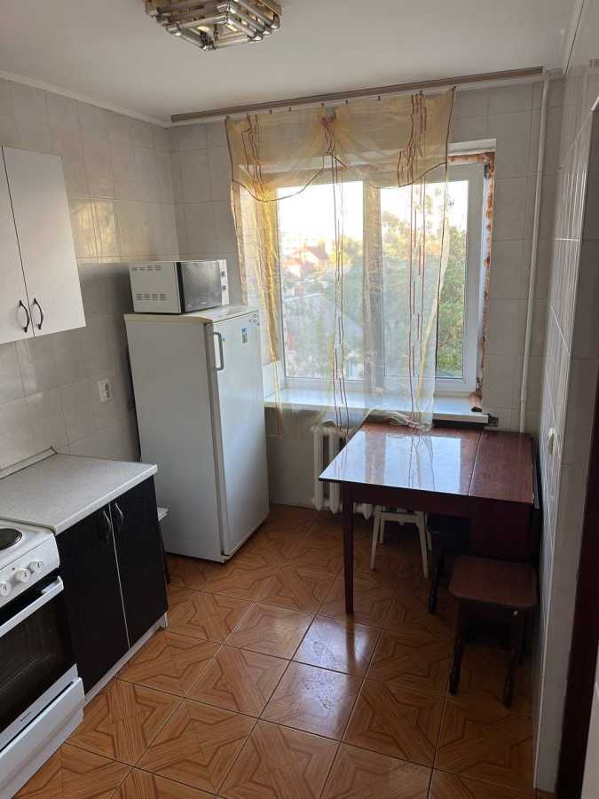 Оренда 1-кімнатної квартири 39 м², Новаторів вул., 9
