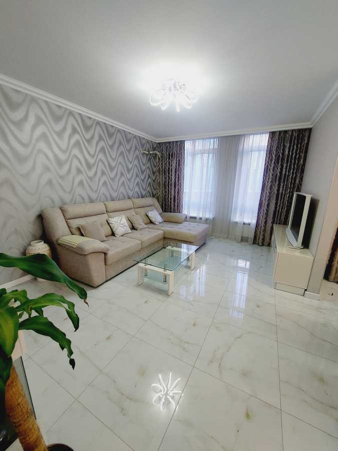 Продажа 3-комнатной квартиры 84 м², Тадея Рыльского бул., 1