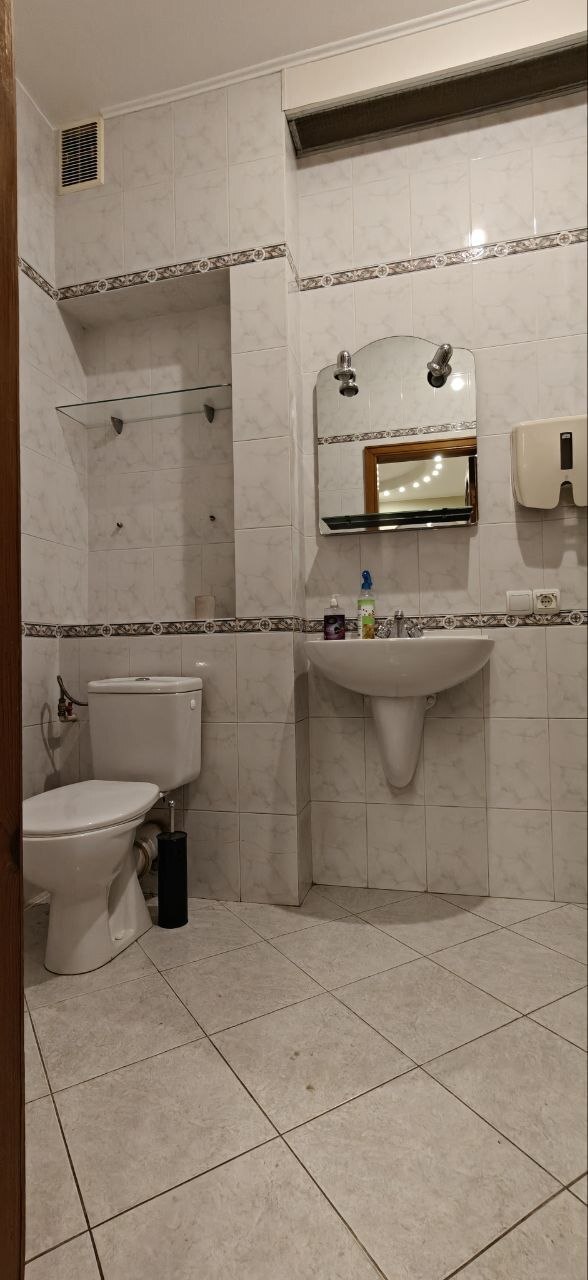 Аренда помещения свободного назначения 56 м², Бехтеревский пер.