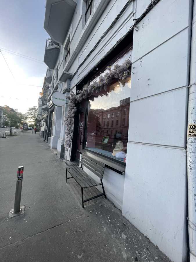 Продажа другого торгового помещения 37 м², Саксаганского ул., 58