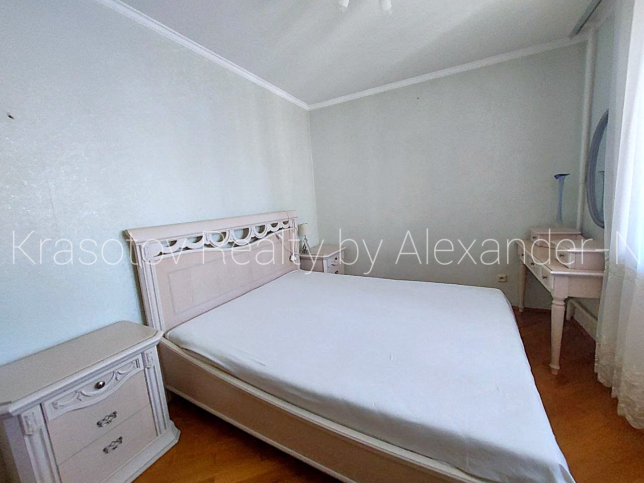 Продажа 3-комнатной квартиры 65 м², Инглези ул., 3/3