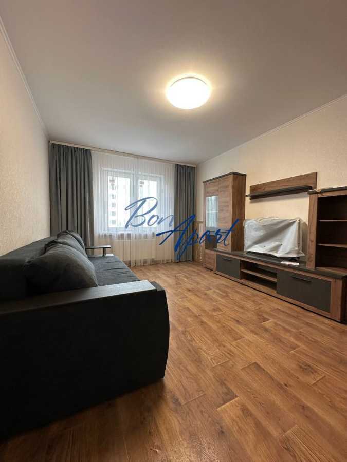 Продаж 2-кімнатної квартири 72.1 м², Коноплянська вул., 22А