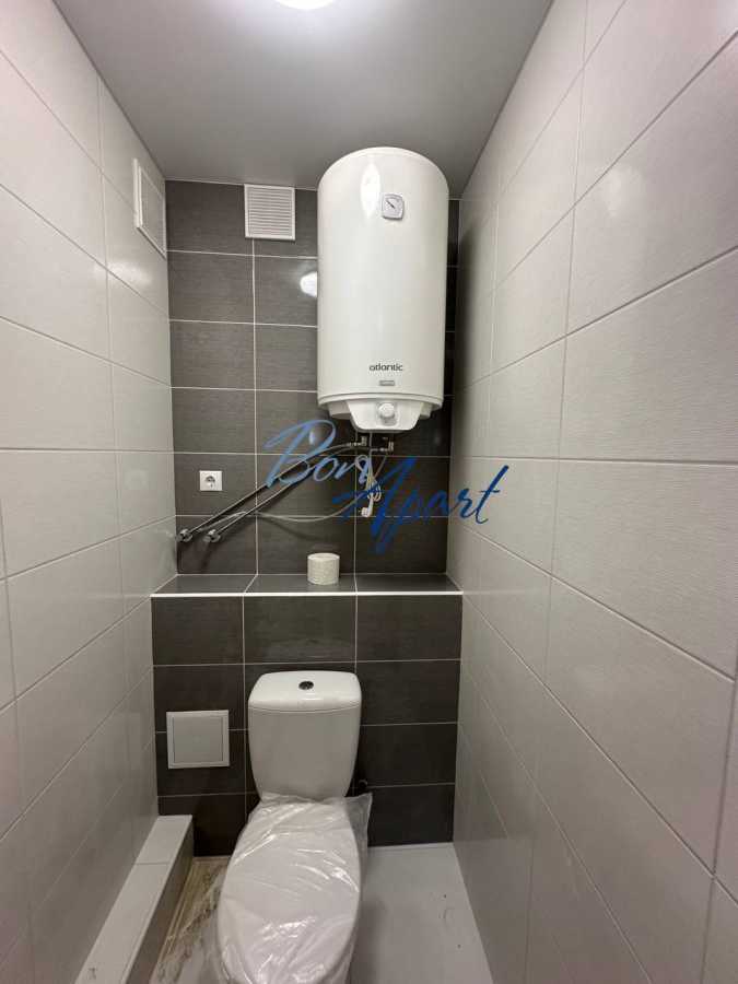 Продаж 2-кімнатної квартири 72.1 м², Коноплянська вул., 22А