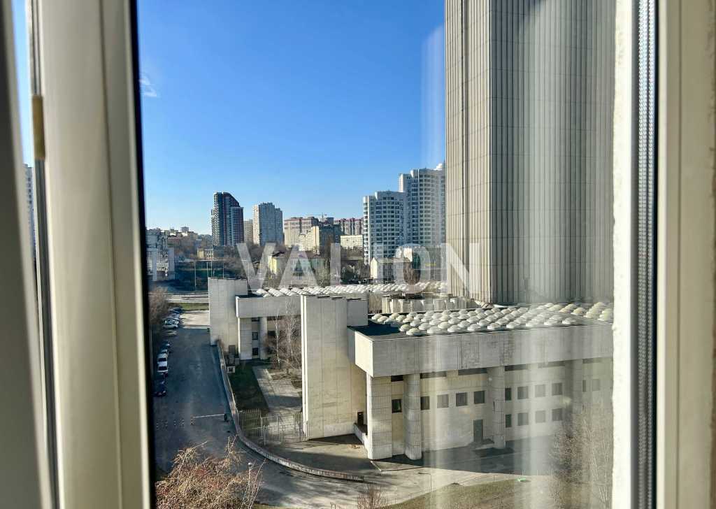 Продажа 3-комнатной квартиры 73.3 м², Голосеевский просп., 11