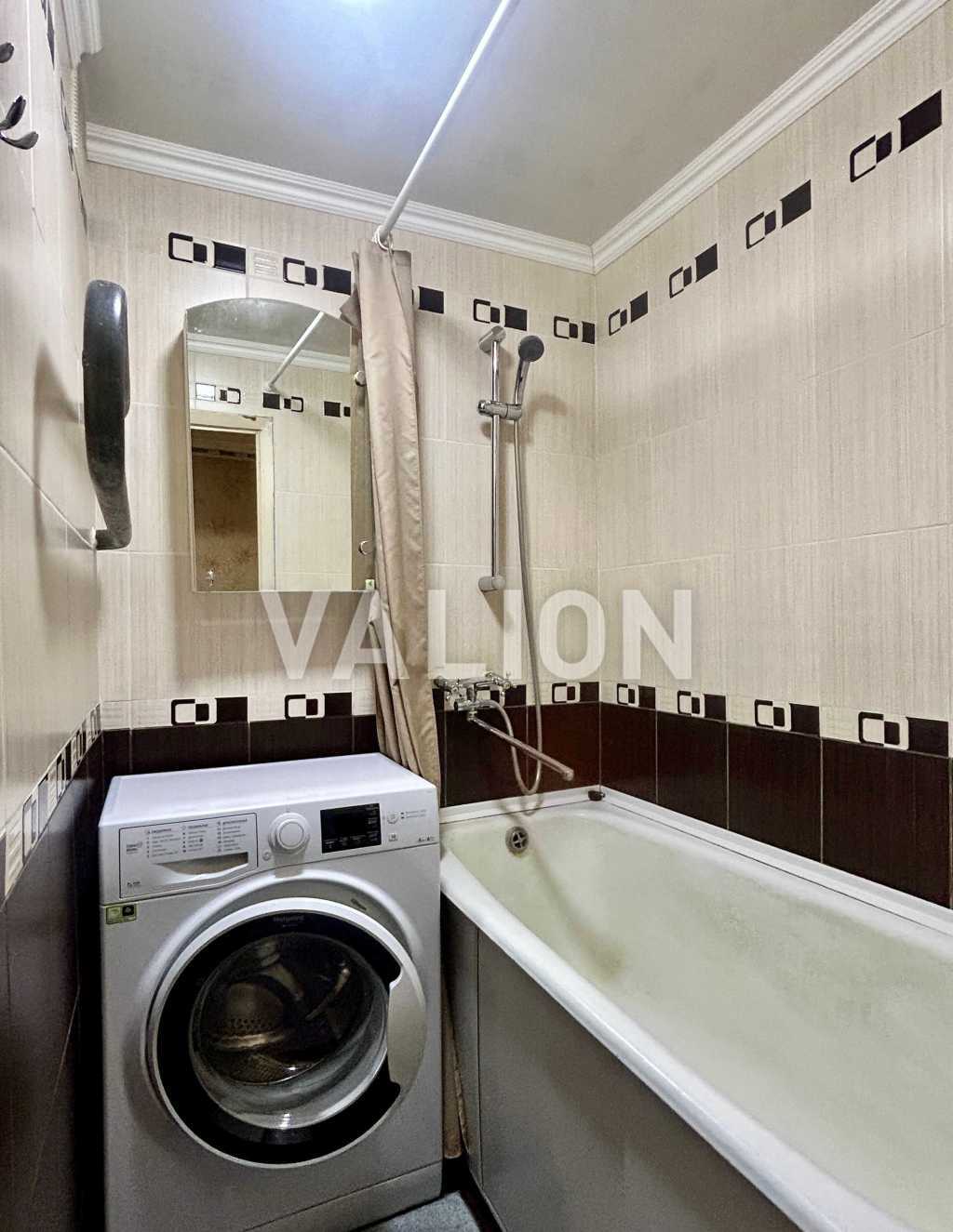 Продажа 3-комнатной квартиры 73.3 м², Голосеевский просп., 11