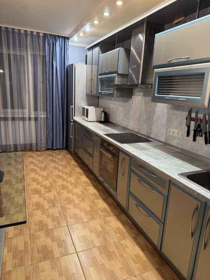 Продажа 3-комнатной квартиры 92 м², Науки просп., 54Б