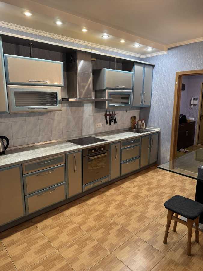Продажа 3-комнатной квартиры 92 м², Науки просп., 54Б
