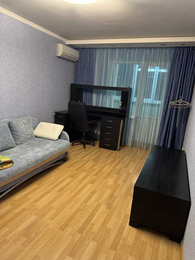 Продажа 3-комнатной квартиры 92 м², Науки просп., 54Б