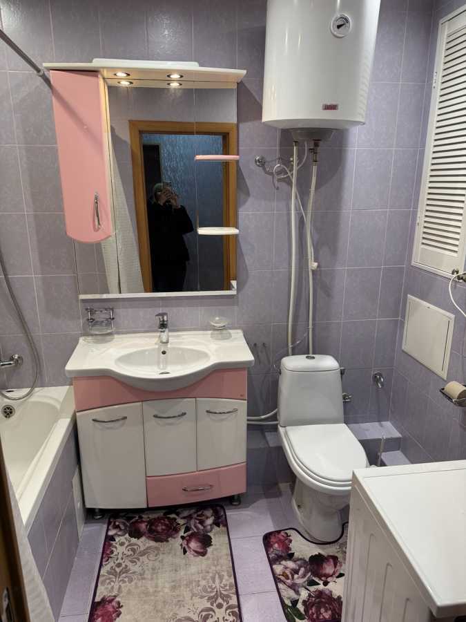 Продажа 3-комнатной квартиры 92 м², Науки просп., 54Б