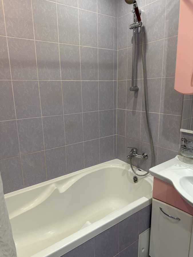 Продажа 3-комнатной квартиры 92 м², Науки просп., 54Б