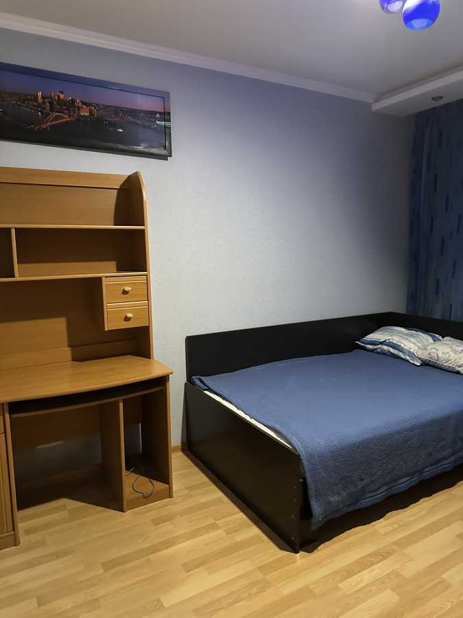 Продажа 3-комнатной квартиры 92 м², Науки просп., 54Б