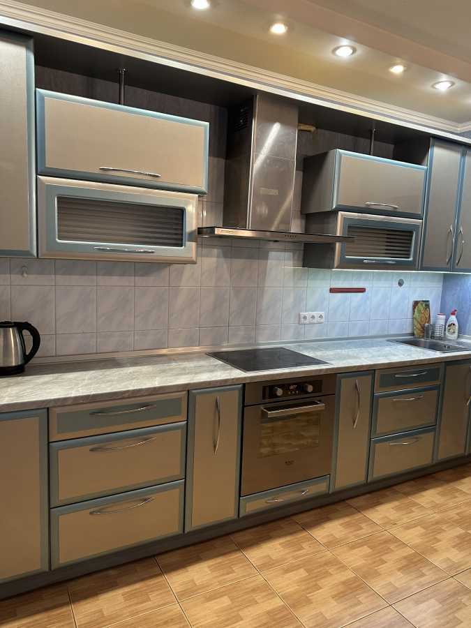 Продажа 3-комнатной квартиры 92 м², Науки просп., 54Б