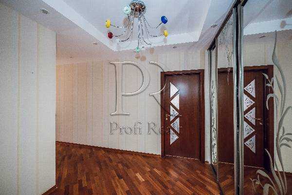 Продажа 3-комнатной квартиры 109 м², Никольско-Слободская ул., 6