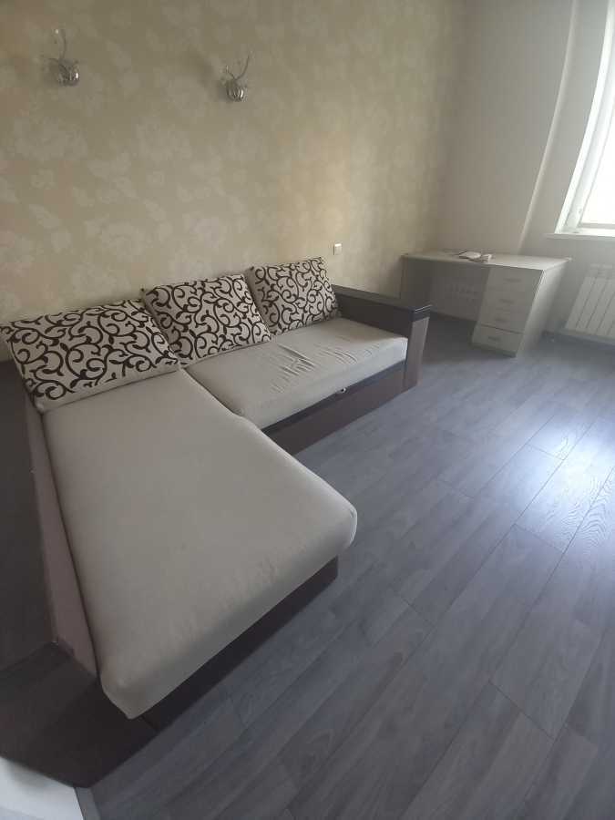 Оренда 2-кімнатної квартири 68 м², Уінстона Черчілля, 43