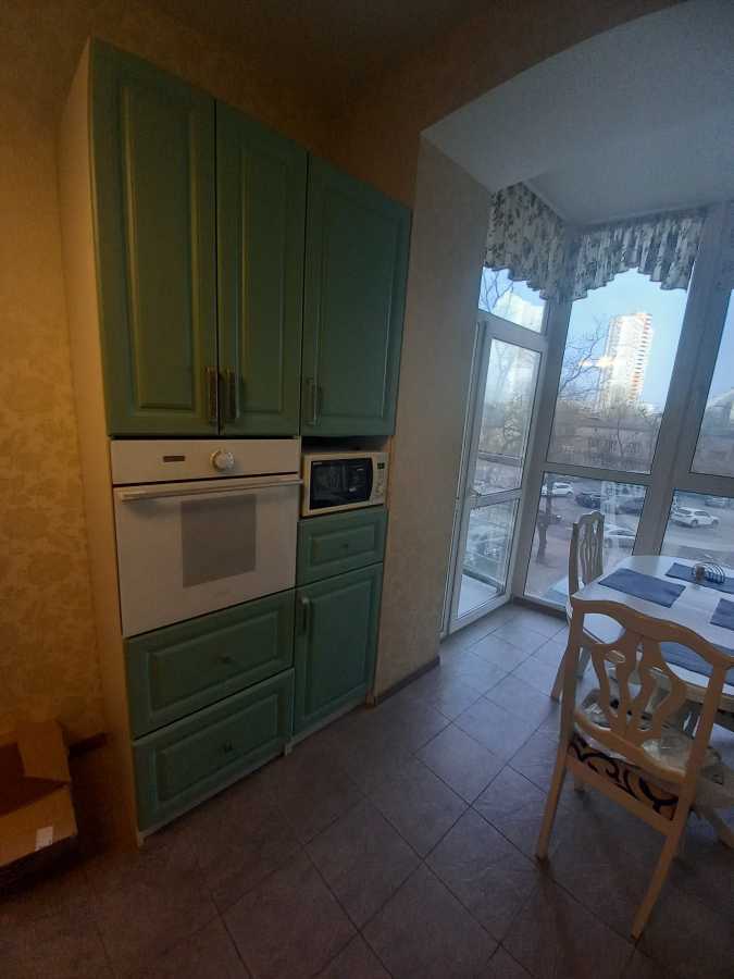 Оренда 2-кімнатної квартири 68 м², Уінстона Черчілля, 43