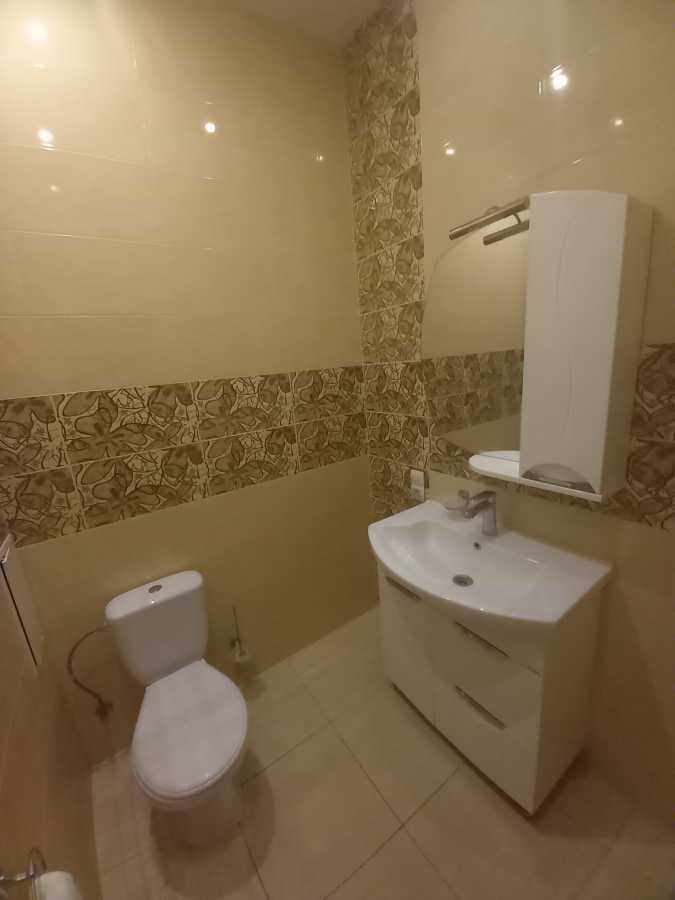 Оренда 2-кімнатної квартири 68 м², Уінстона Черчілля, 43